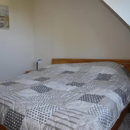 Lägenhet Am Pool Und 8 *