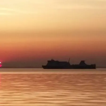 Am Pool Und 8 Lägenhet *